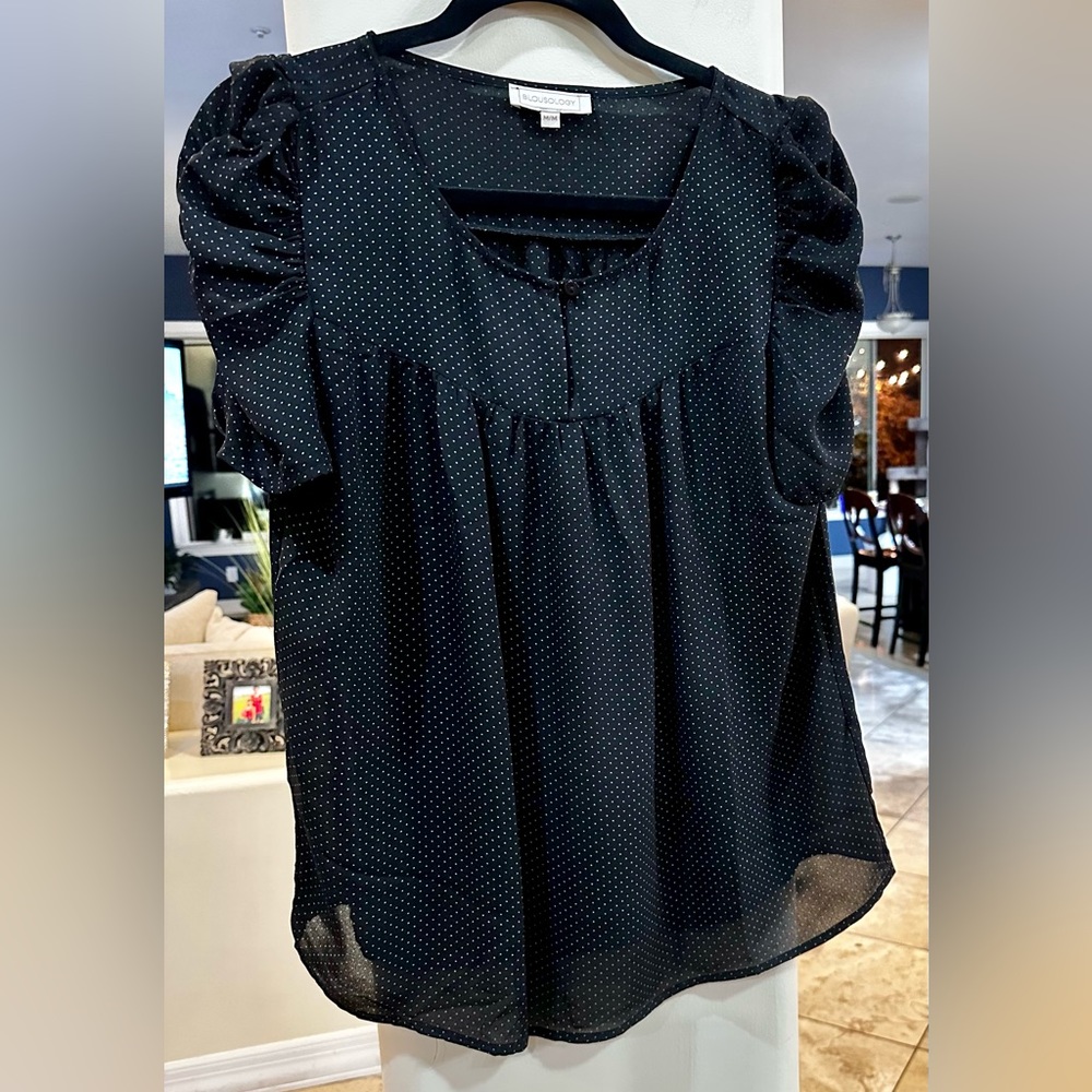 EUC Women’s Blousology Black & Pale Pink/Off White Polka Dot Blouse, Size M
